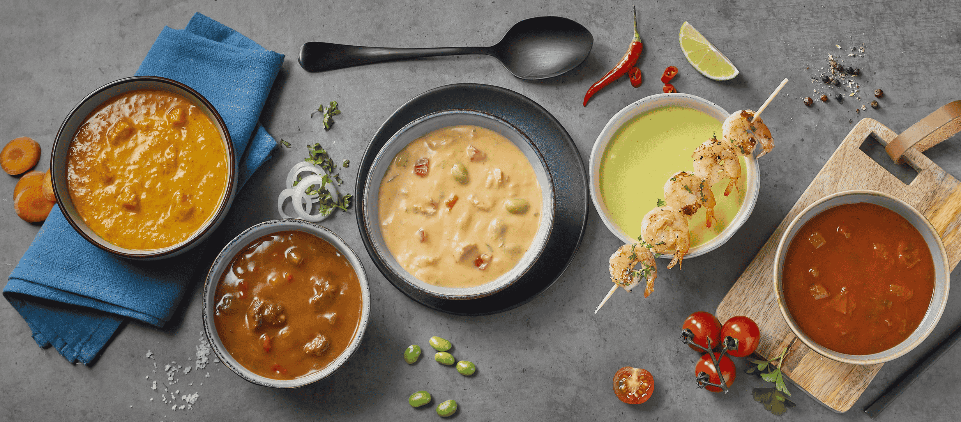 suppen, gulasch suppe, zitronencremse uppe, tomaten suppe, red curry suppe